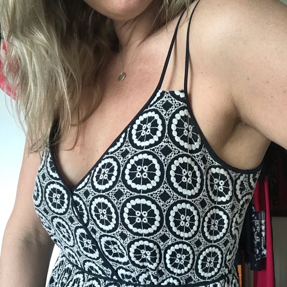 J Crew Embroidered Dress with POCKETS! - Picture 2 of 8